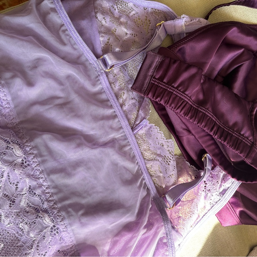 Lavender Intimate Set - Picture 5 of 9